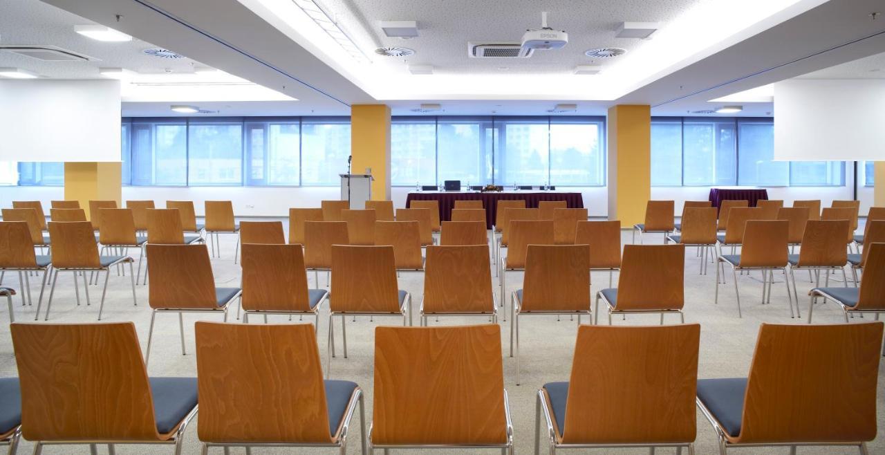 Clarion Congress Hotel Ceske Budejovice Dış mekan fotoğraf